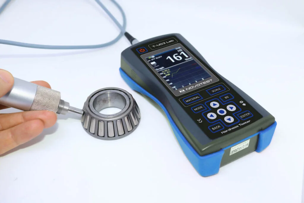 UCI hardness tester NOVOTEST mengukur kekerasan bearing dan komponen beradius